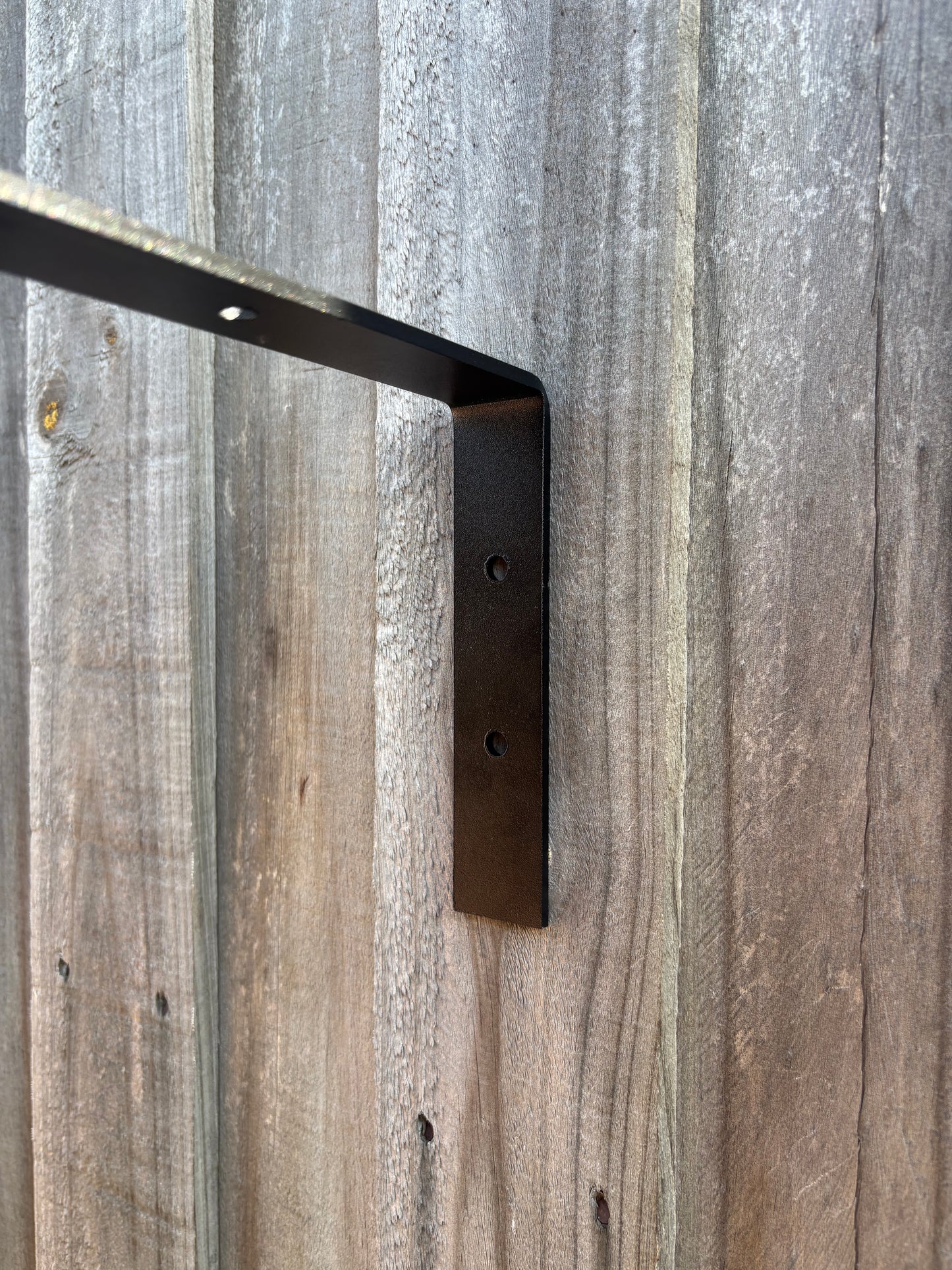 J-Brackets (Steel, powder-coated)